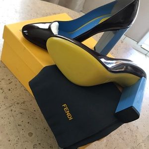 Fendi Round Toe Pumps